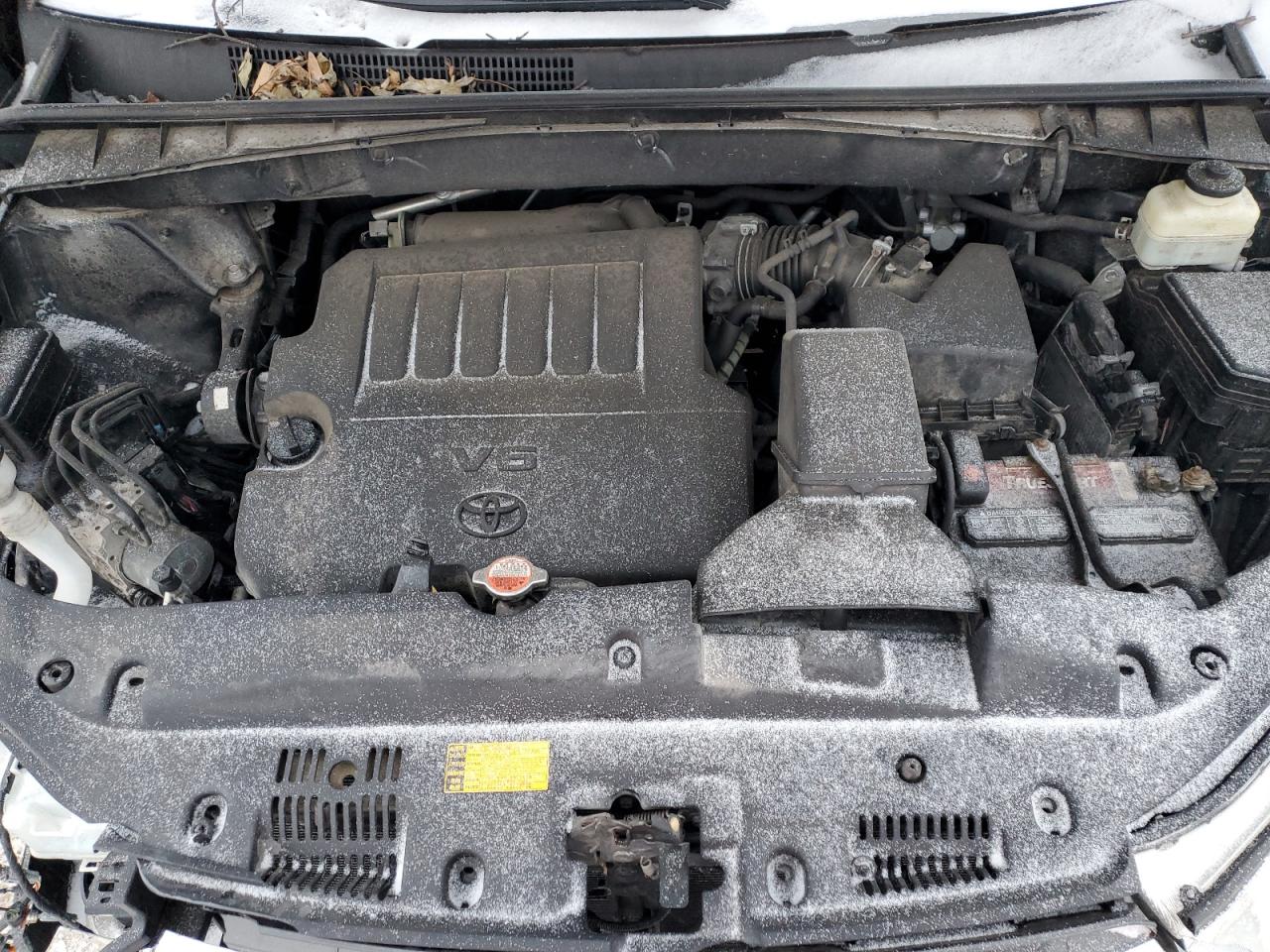 2016 Toyota Highlander VIN 5TDDKRFH2GS273350 Copart auction photo, front end / minor dent/scratches damage thumbnail 13