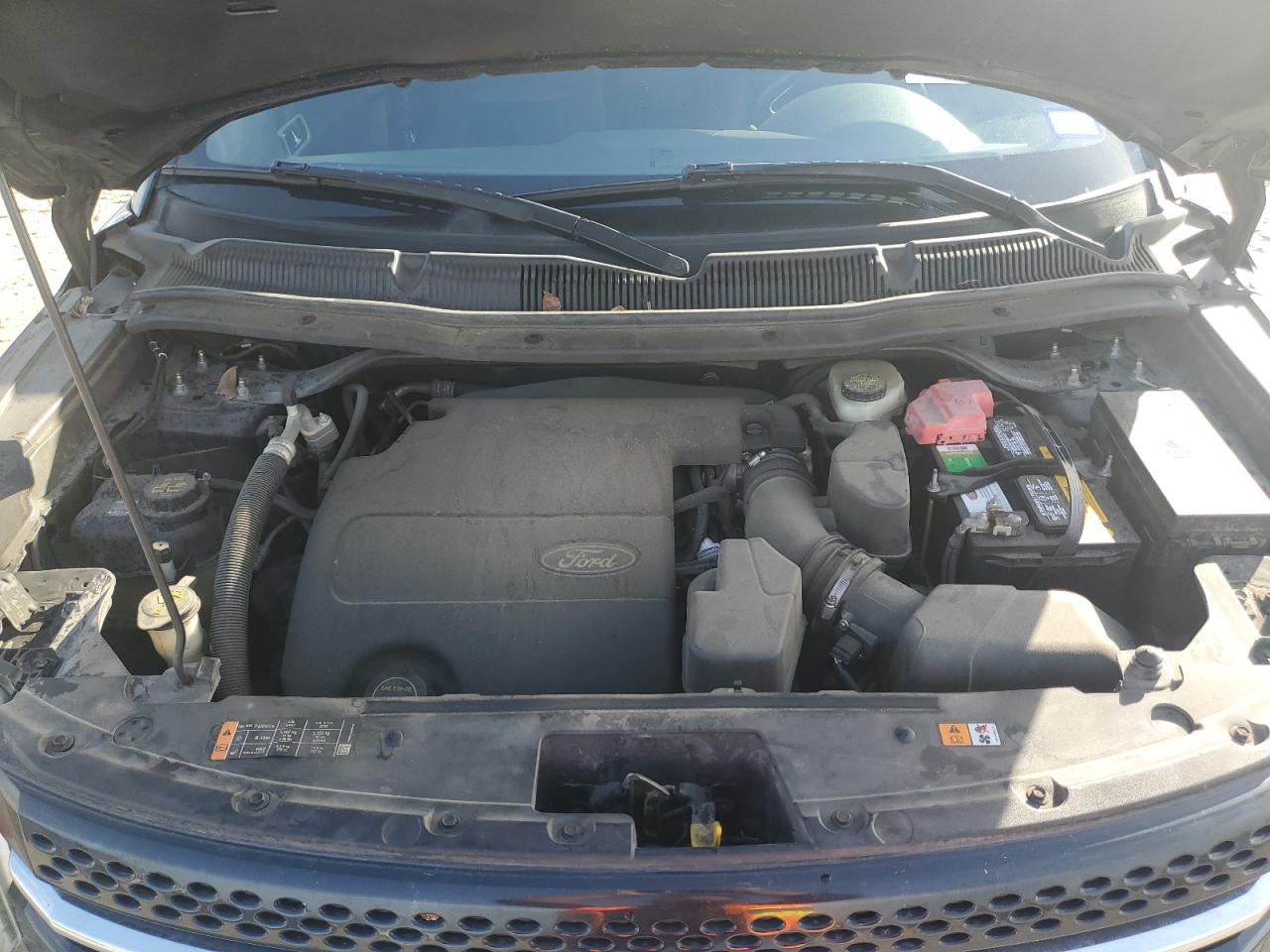 2015 Ford Explorer VIN 1FM5K7F80FGB49185 Copart auction photo, minor dent/scratches / side damage thumbnail 12