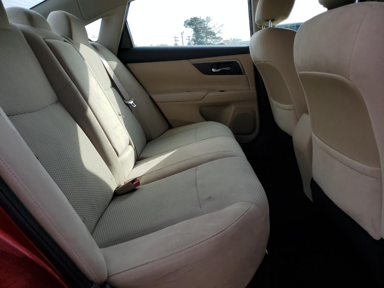 2015 Nissan Altima VIN 1N4AL3AP7FC250132 Copart auction photo, front end / minor dent/scratches damage thumbnail 10