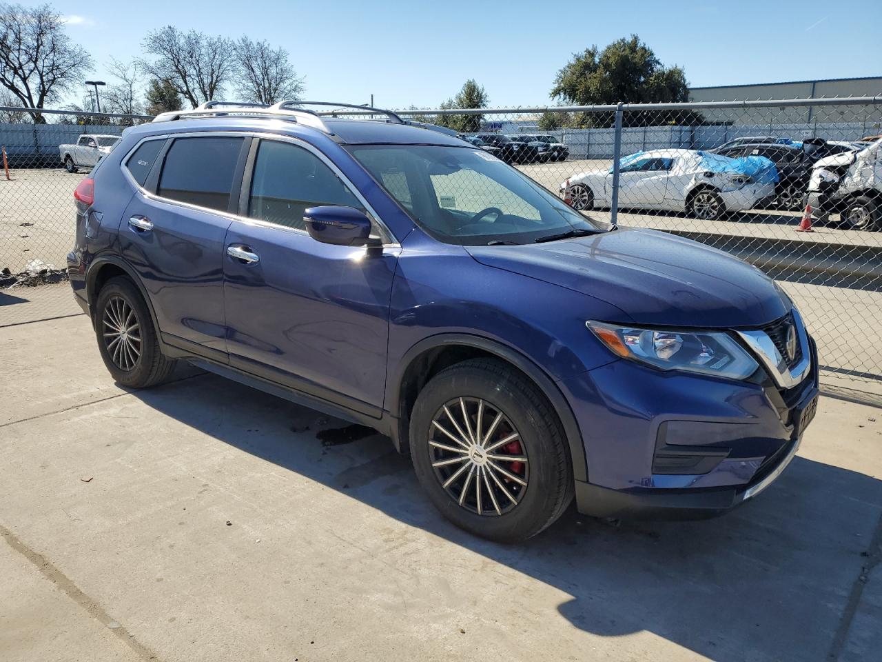 2020 Nissan Rogue VIN JN8AT2MT5LW000383 Copart auction photo, side / rear end damage thumbnail 4