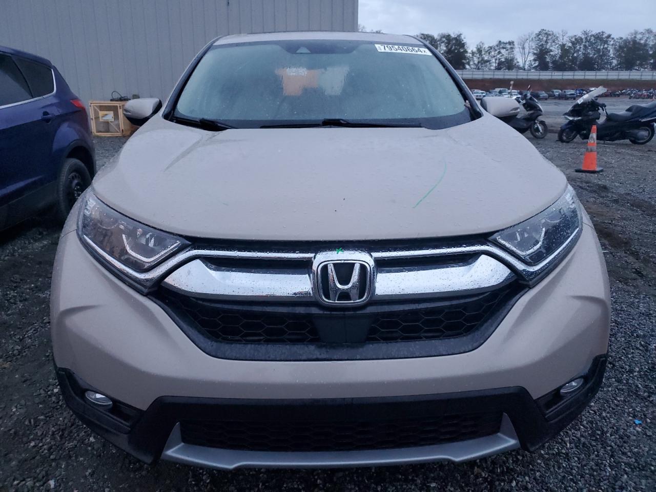 2018 Honda CR-V VIN 2HKRW1H59JH523226 Copart auction photo, top/roof / minor dent/scratches damage thumbnail 5