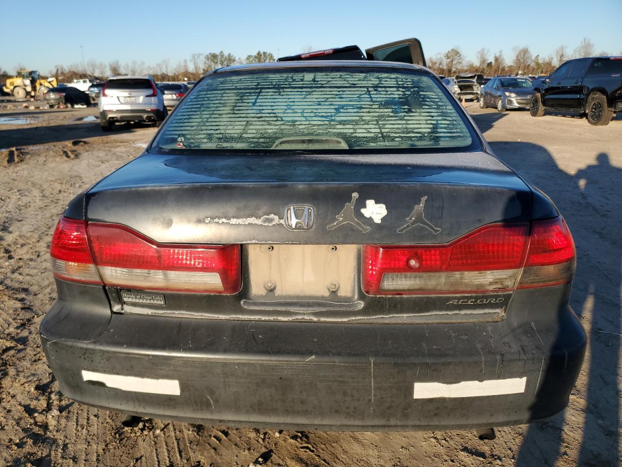 2001 Honda Accord VIN 1HGCG16581A067380 Copart auction photo, side damage thumbnail 6