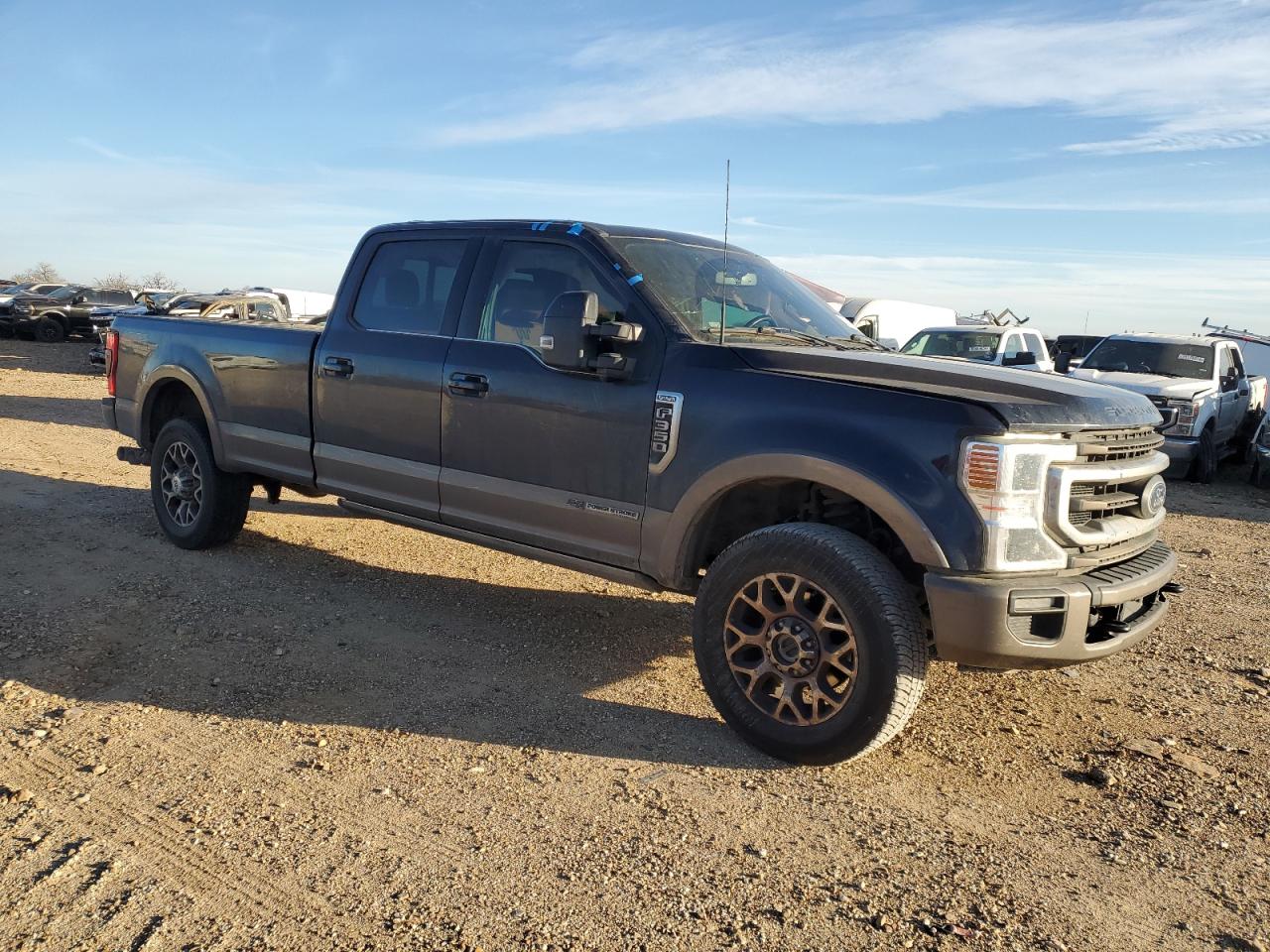 2022 Ford F350 VIN 1FT8W3BT5NEG24042 Copart auction photo, front end / side damage thumbnail 4