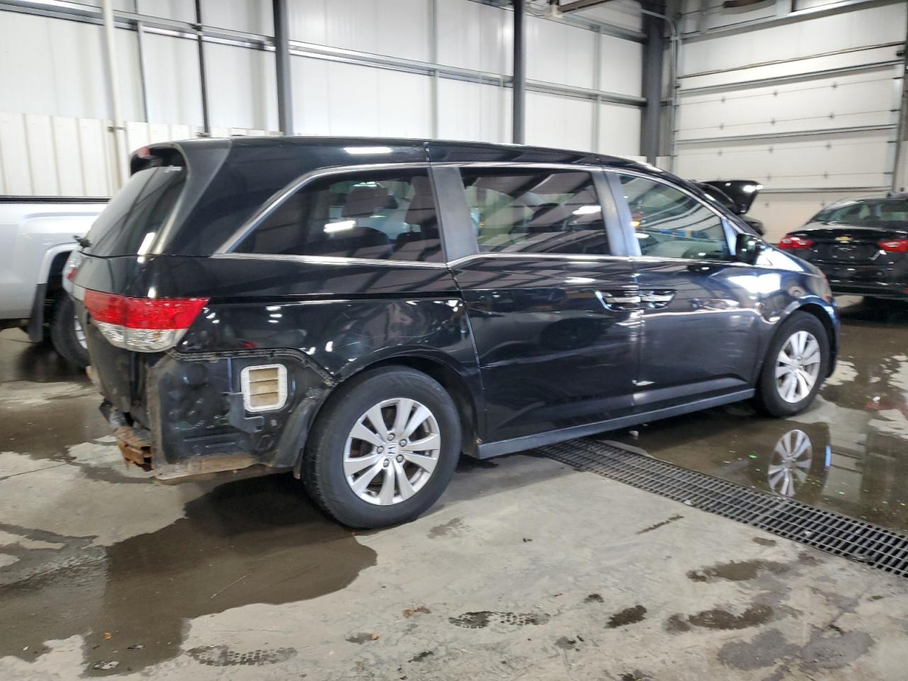 2014 Honda Odyssey VIN 5FNRL5H61EB031237 Copart auction photo, rear end damage thumbnail 3