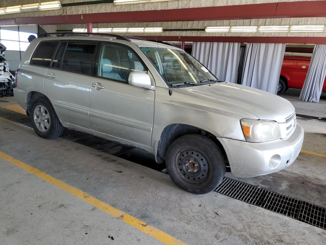 2004 Toyota Highlander VIN JTEGP21A640026181 Copart auction photo, front end / rear end damage thumbnail 4
