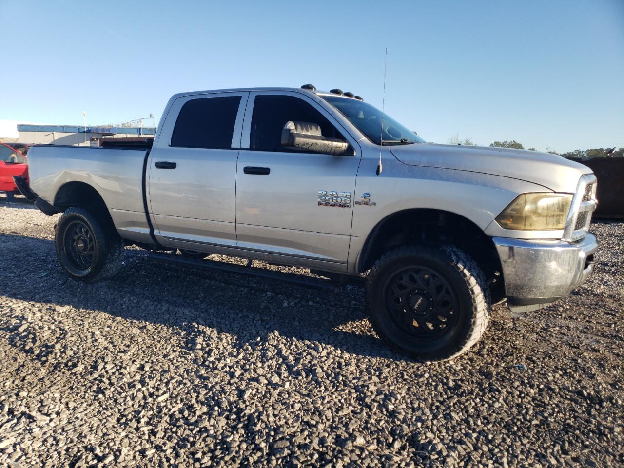 2016 RAM 2500 VIN 3C6UR5CL4GG362565 Copart auction photo, rear end damage thumbnail 4