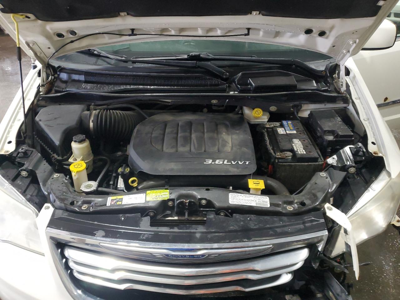 2013 Chrysler Town & Country VIN 2C4RC1BG0DR720554 Copart auction photo, front end damage thumbnail 13