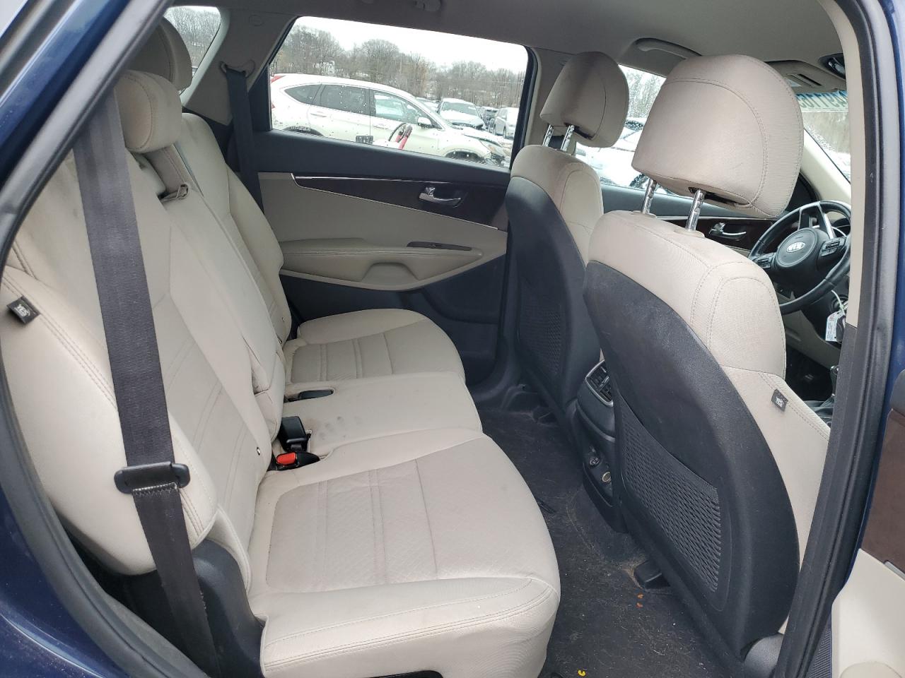 2017 KIA Sorento VIN 5XYPGDA30HG216768 Copart auction photo, rear end damage thumbnail 10