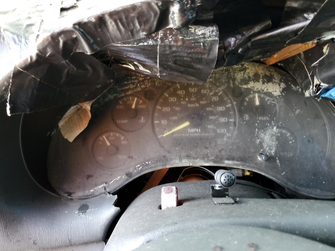 2000 Chevrolet S-10 Pickup VIN 1GCCS1958Y8233469 Copart auction photo, burn damage thumbnail 9