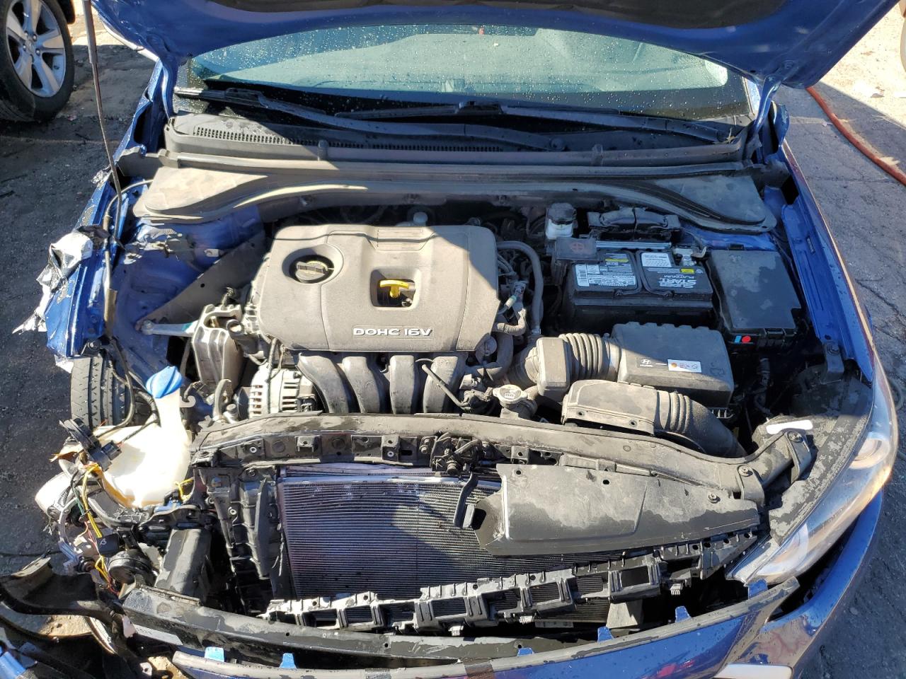 2017 Hyundai Elantra VIN 5NPD84LF1HH166706 Copart auction photo, front end / minor dent/scratches damage thumbnail 11