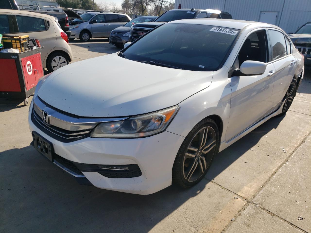 2017 Honda Accord VIN 1HGCR2F68HA027013