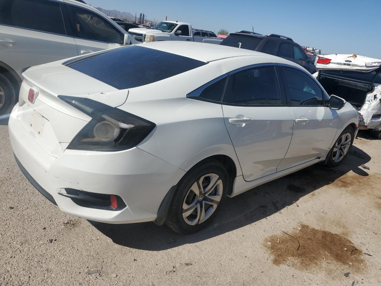 2018 Honda Civic VIN 19XFC2F58JE010865 Copart auction photo, front end / rear end damage thumbnail 3