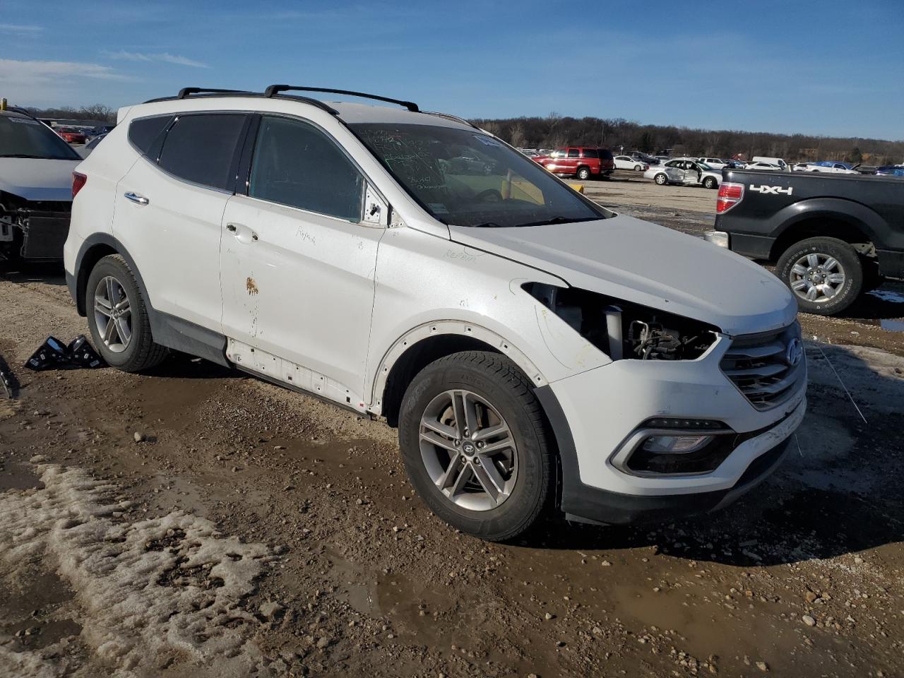 2018 Hyundai Santa Fe VIN 5XYZU3LB9JG527721 Copart auction photo, vandalism damage thumbnail 4