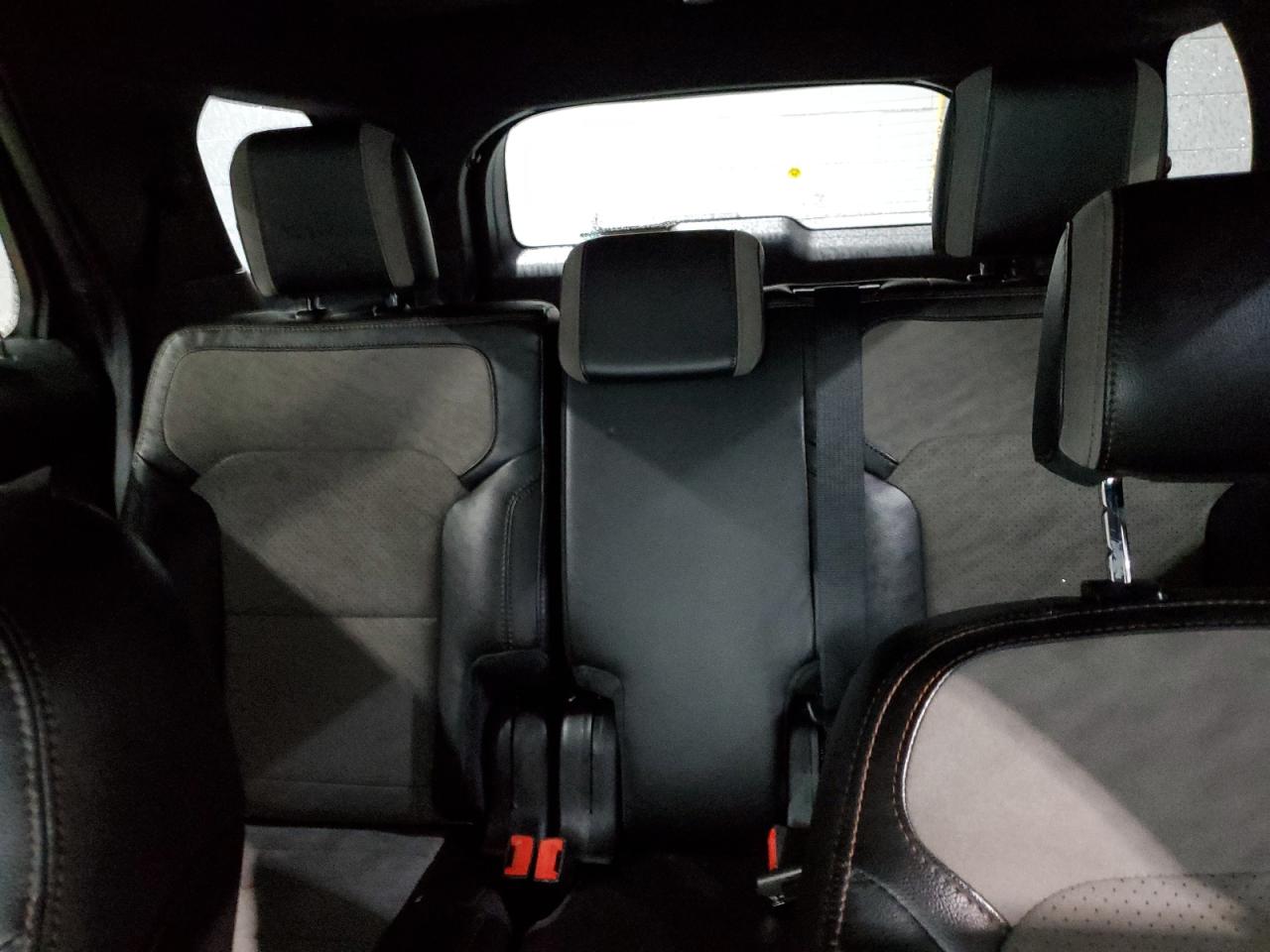 2017 Ford Explorer VIN 1FM5K8D83HGE17237 Copart auction photo, front end / minor dent/scratches damage thumbnail 10