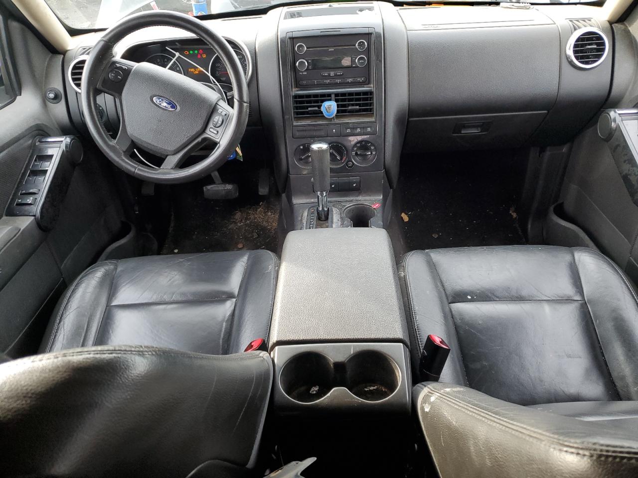 2010 Ford Explorer VIN 1FMEU7DE6AUA33941 Copart auction photo, front end / rear end damage thumbnail 8