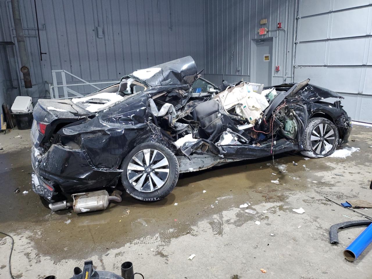 2019 Nissan Altima VIN 1N4BL4EW5KC199137 Copart auction photo, all over damage thumbnail 3