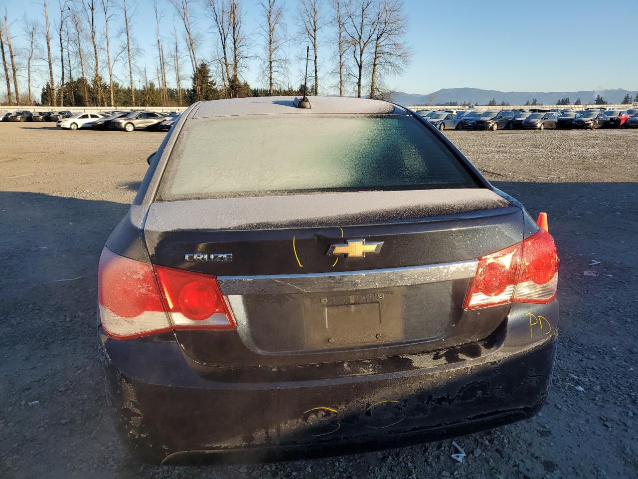2015 Chevrolet Cruze VIN 1G1PA5SGXF7147664 Copart auction photo, front end / side damage thumbnail 6