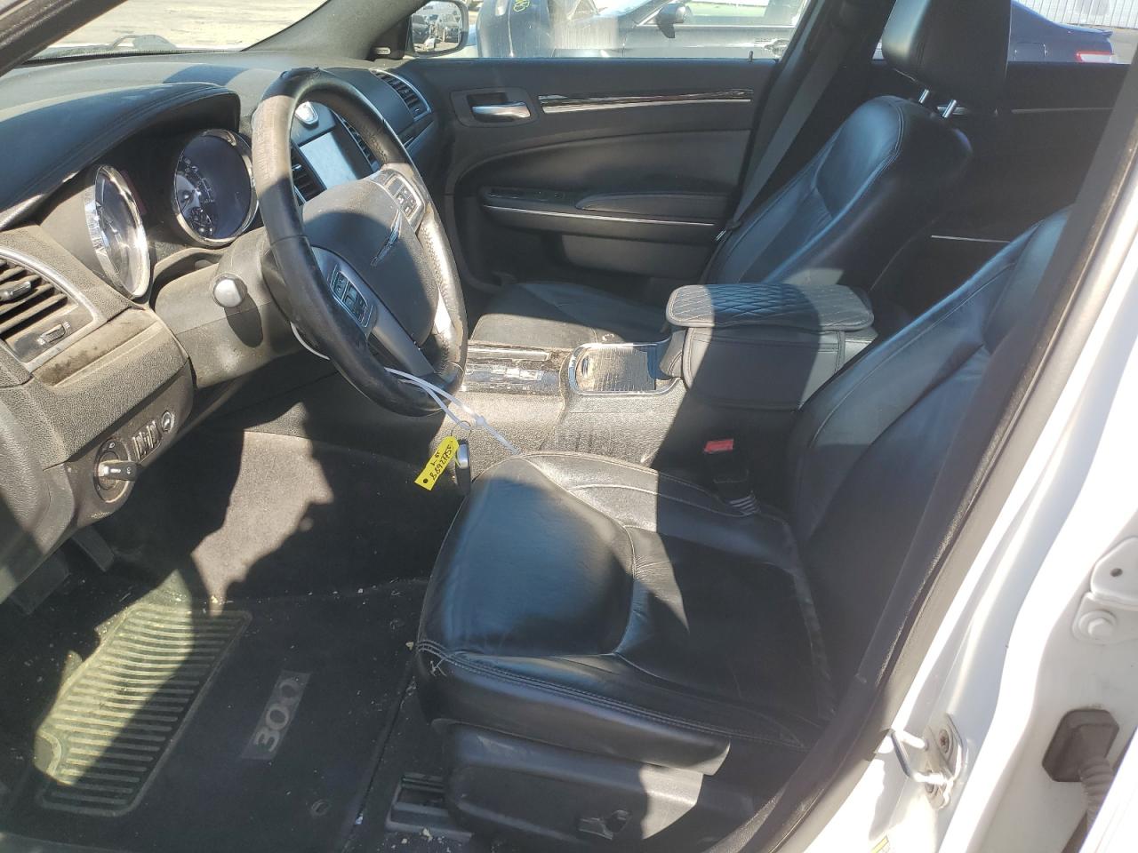 2011 Chrysler 300 VIN 2C3CA5CG4BH599147 Copart auction photo, minor dent/scratches damage thumbnail 7