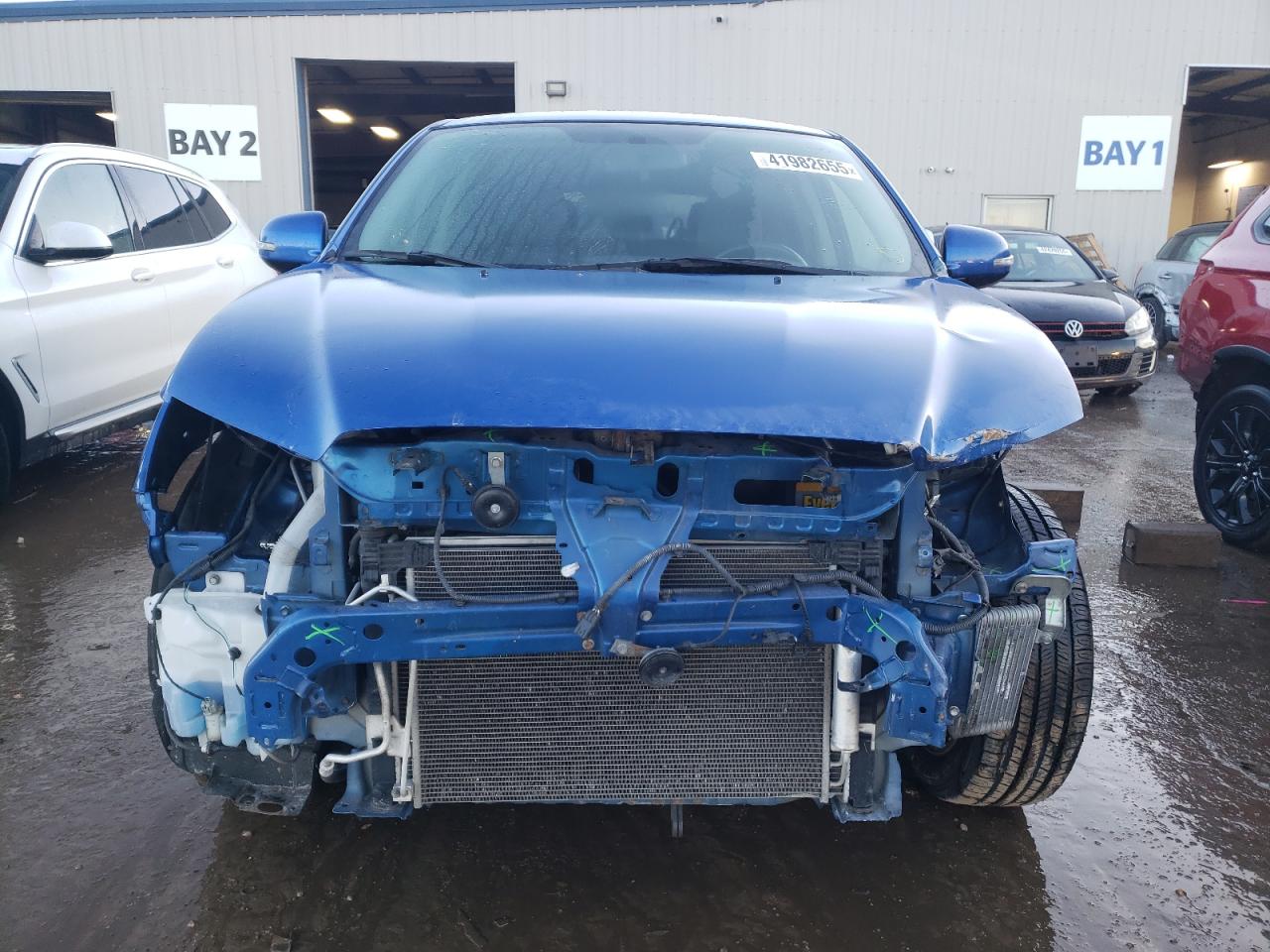 2018 Mitsubishi Outlander VIN JA4AR3AW4JU012459 Copart auction photo, front end / side damage thumbnail 5