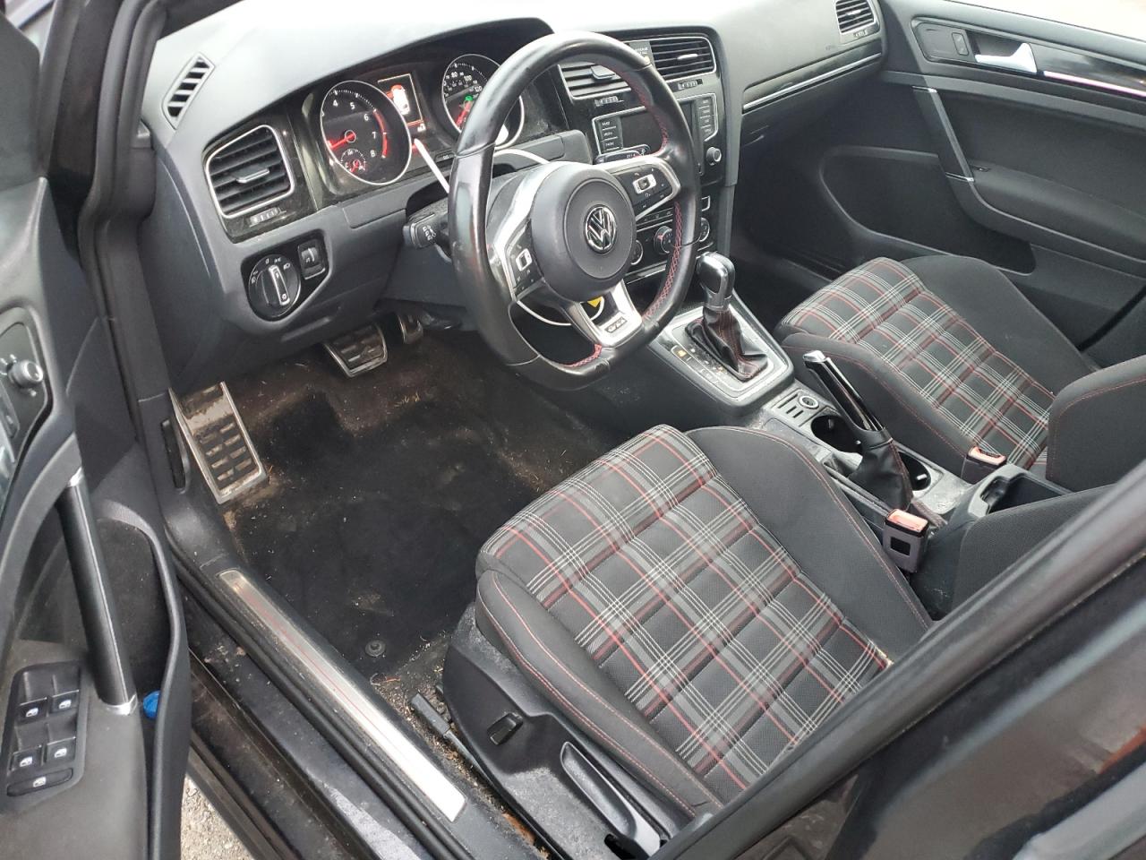 2017 Volkswagen GTI VIN 3VW4T7AU8HM031084 Copart auction photo, rear end damage thumbnail 8