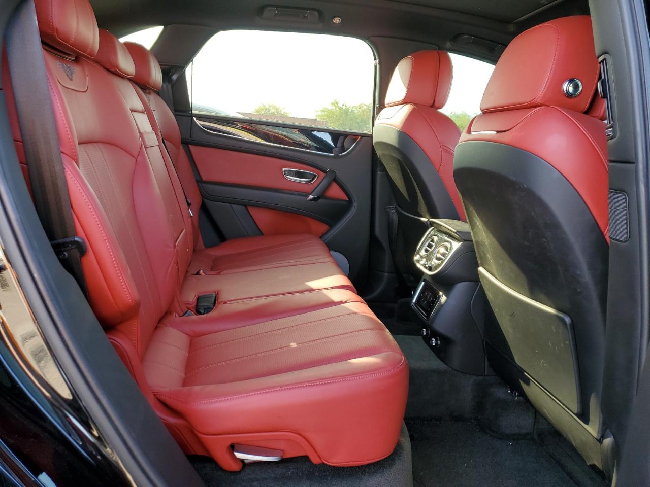 2019 Bentley Bentayga VIN SJAAM2ZV5KC024154 Copart auction photo, front end damage thumbnail 11