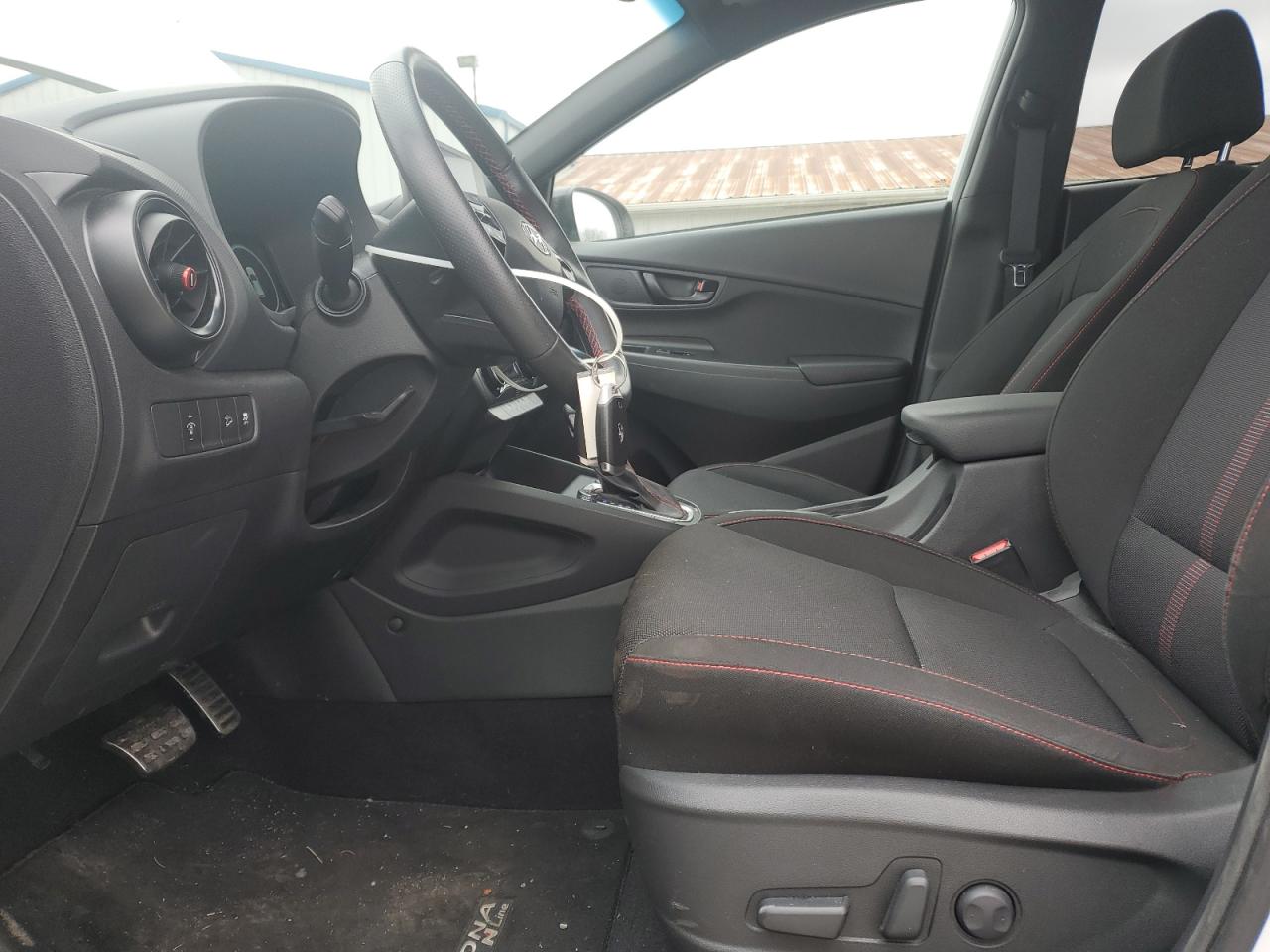 2022 Hyundai Kona VIN KM8K33A30NU901021 Copart auction photo, front end / side damage thumbnail 7