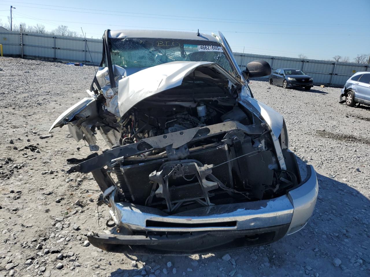 2011 Chevrolet Silverado VIN 1GCRKSE30BZ228272 Copart auction photo, front end / side damage thumbnail 5