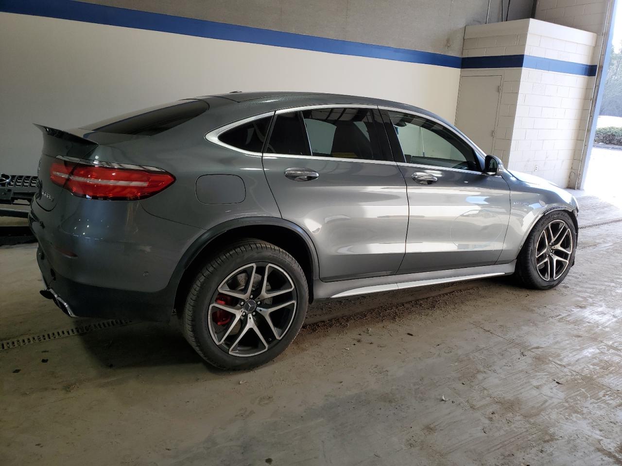 2019 Mercedes-Benz GLC VIN WDC0J8KB7KF490750 Copart auction photo, front end / undercarriage damage thumbnail 3