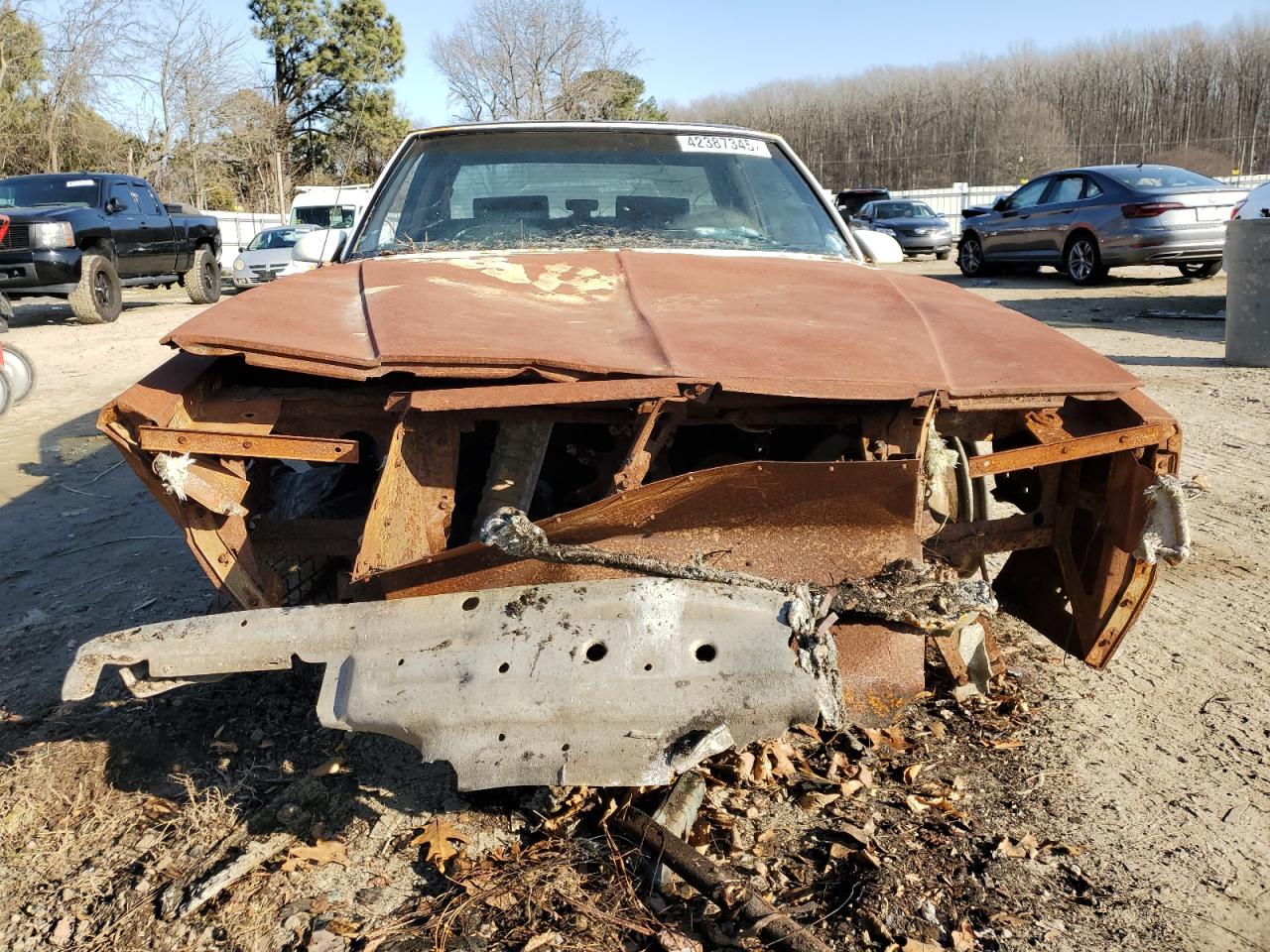 1986 Chevrolet Monte Carlo VIN 1G1GZ37G0GR109100 Copart auction photo, burn damage thumbnail 5