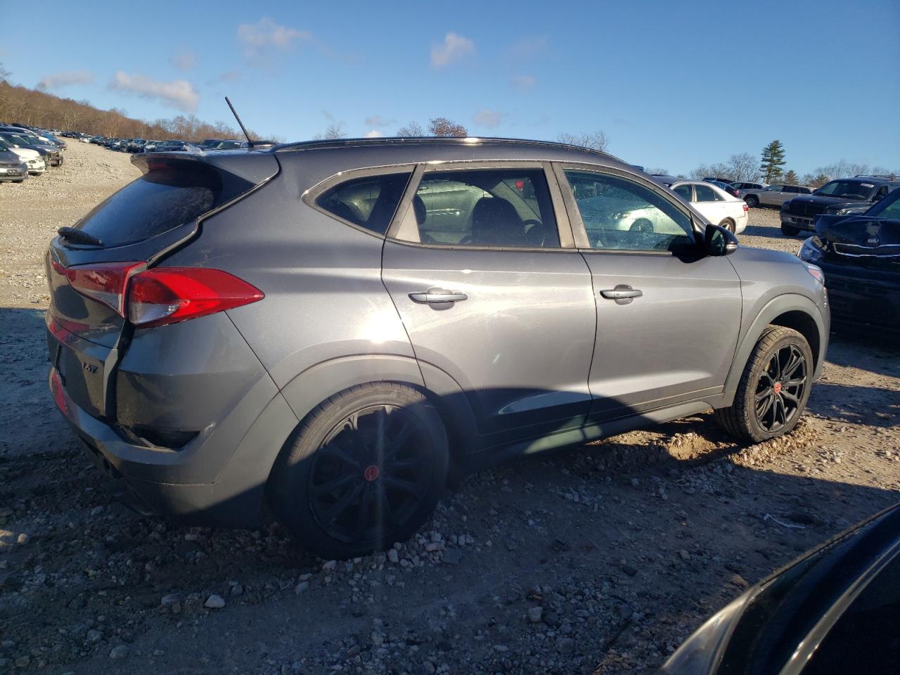 2017 Hyundai Tucson VIN KM8J33A28HU506110 Copart auction photo, undercarriage / rear end damage thumbnail 3