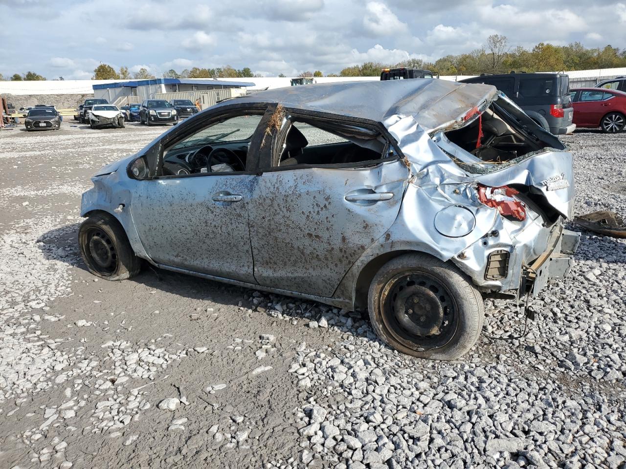 2013 Mazda 2 VIN JM1DE1KZ2D0164649 Copart auction photo, all over damage thumbnail 2