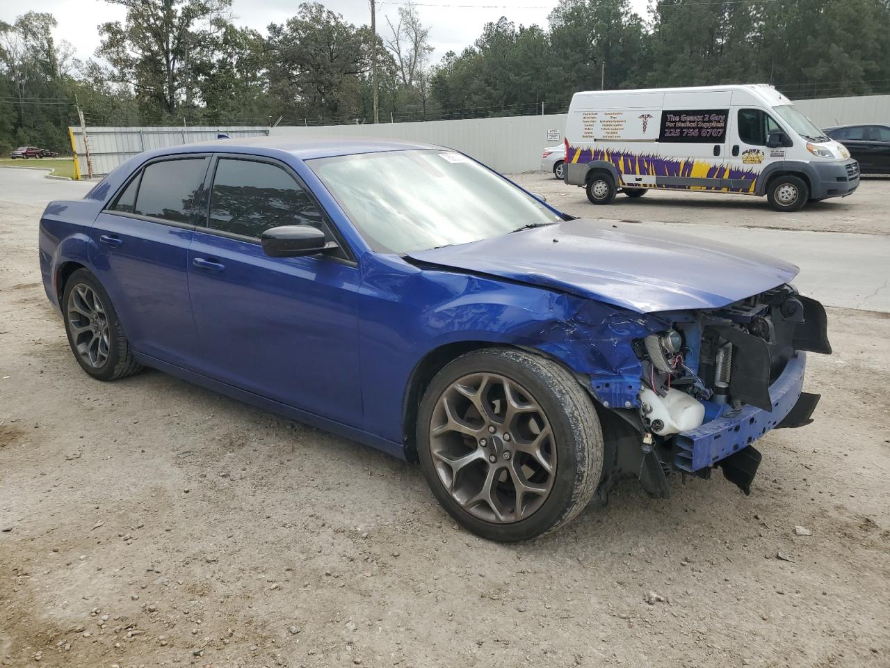 2018 Chrysler 300 VIN 2C3CCAAG4JH275538 Copart auction photo, side / front end damage thumbnail 4