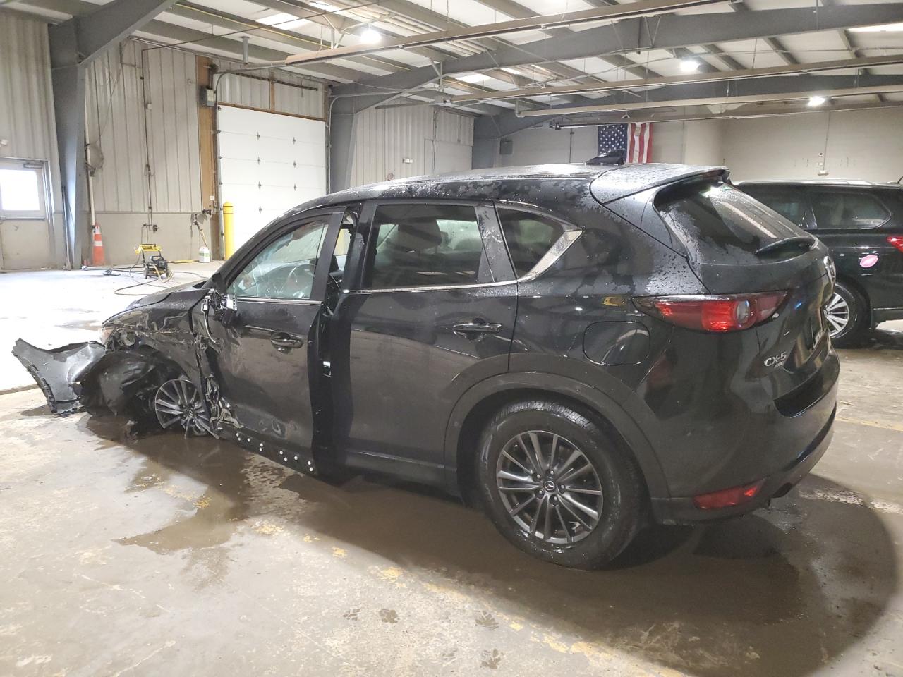2020 Mazda CX-5 VIN JM3KFBCM1L0746566 Copart auction photo, side / front end damage thumbnail 2
