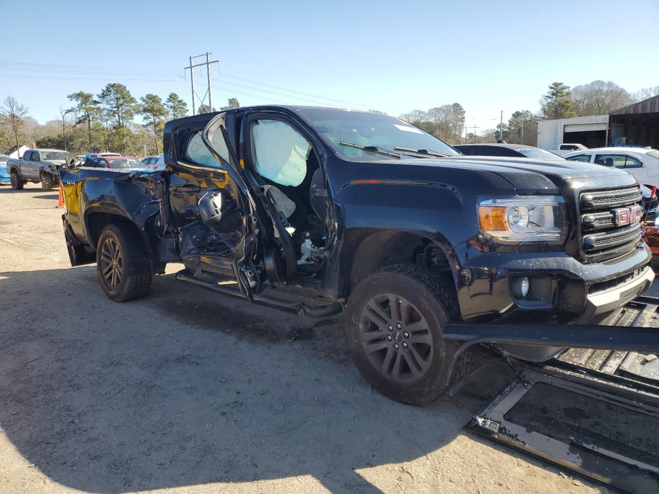 2020 GMC Canyon VIN 1GTG6CEN8L1237675 Copart auction photo, all over / side damage thumbnail 4