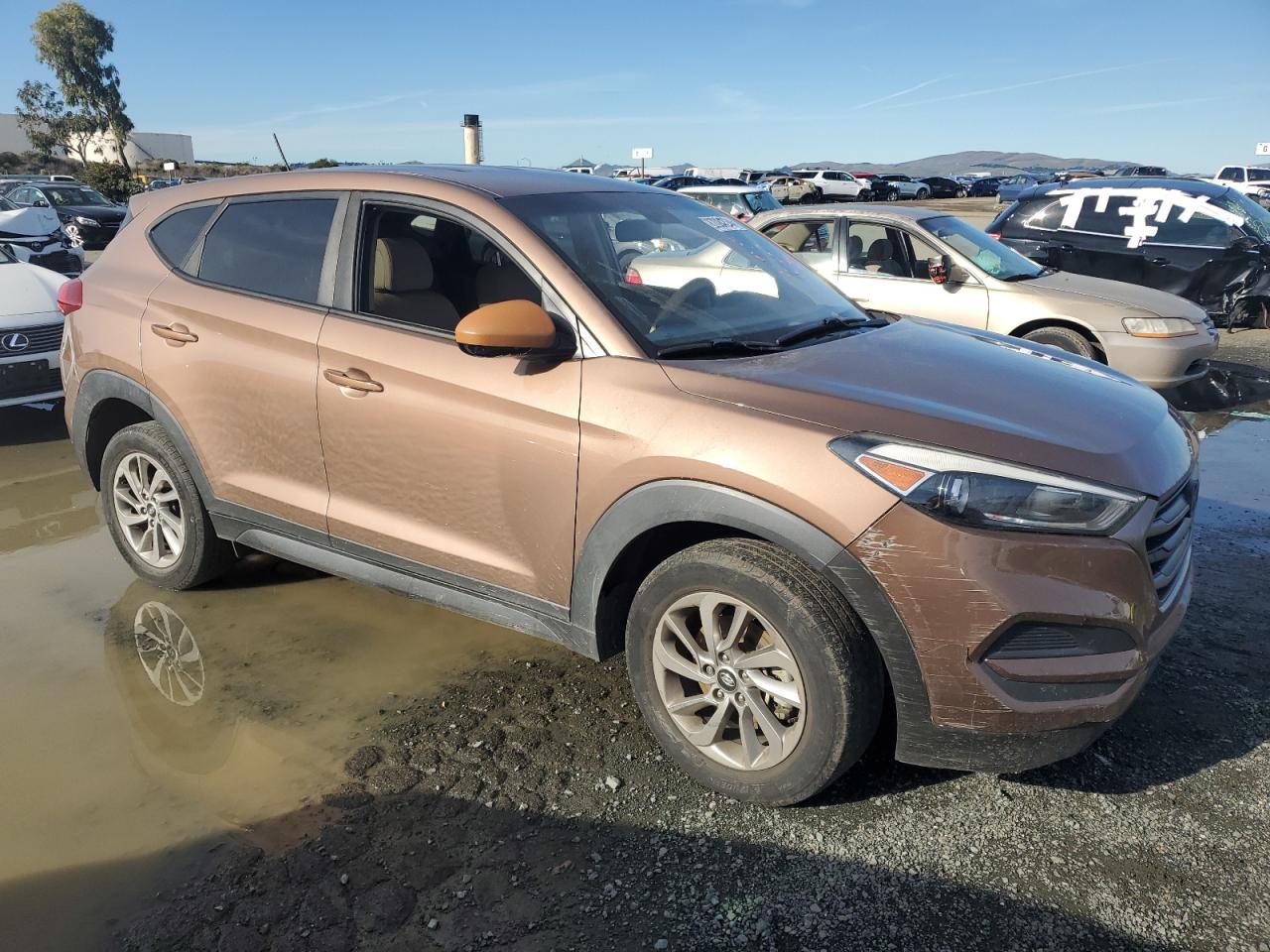 2016 Hyundai Tucson VIN KM8J23A48GU186435 Copart auction photo, vandalism / minor dent/scratches damage thumbnail 4