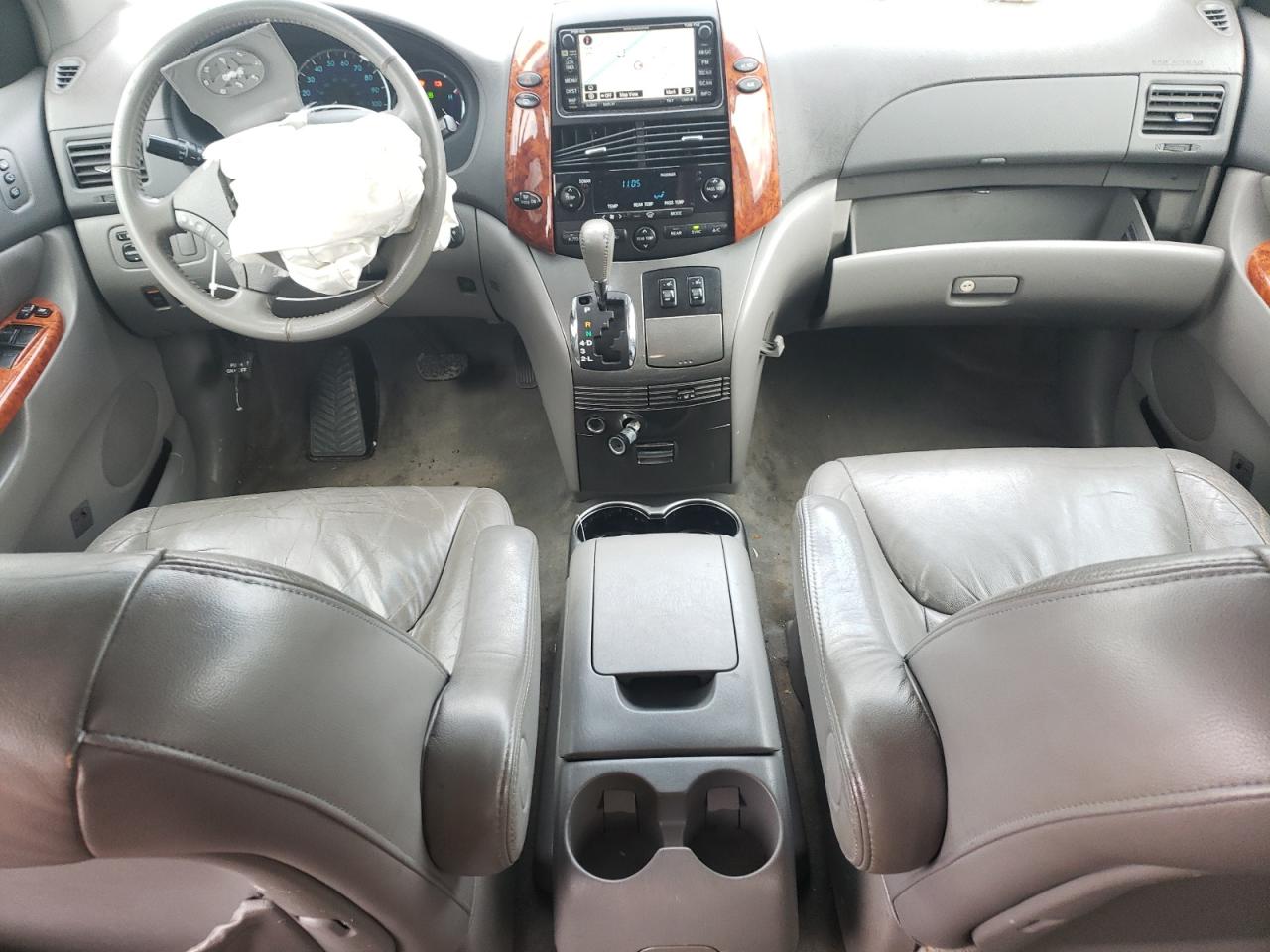 2007 Toyota Sienna VIN 5TDZK22C57S015248 Copart auction photo, front end / mechanical damage thumbnail 8