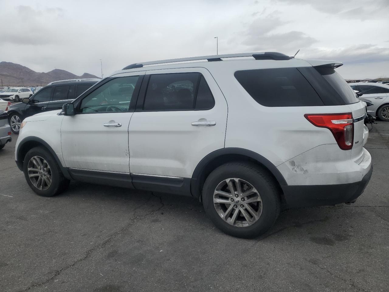 2015 Ford Explorer VIN 1FM5K8D89FGB61134 Copart auction photo, front end damage thumbnail 2