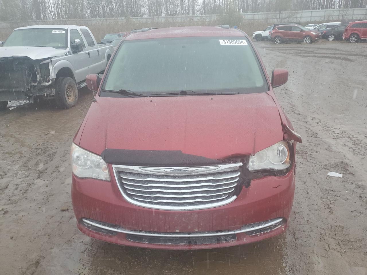 2014 Chrysler Town & Country VIN 2C4RC1BG1ER221084 Copart auction photo, front end damage thumbnail 5