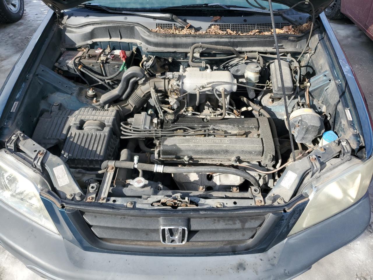 1998 Honda CR-V VIN JHLRD184XWC107298 Copart auction photo, rear end damage thumbnail 12