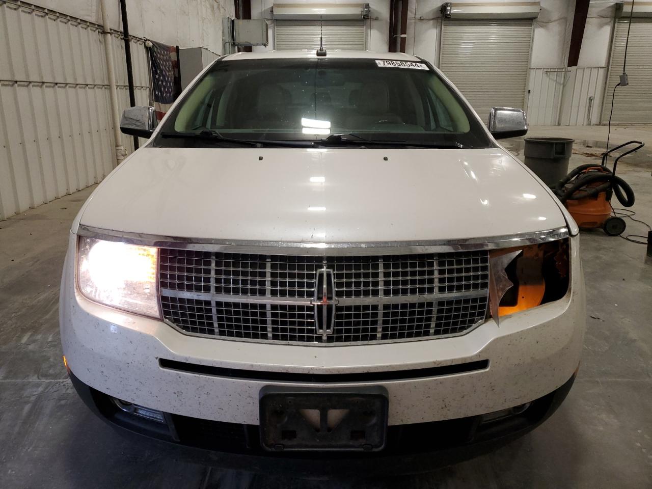 2009 Lincoln MKX VIN 2LMDU88C19BJ09520 Copart auction photo, front end damage thumbnail 5