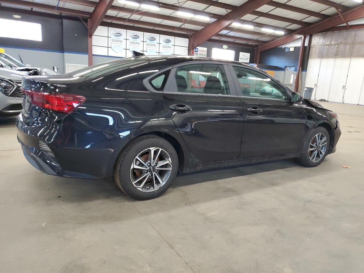 2024 KIA Forte VIN 3KPF24AD6RE746552 Copart auction photo, front end / minor dent/scratches damage thumbnail 3