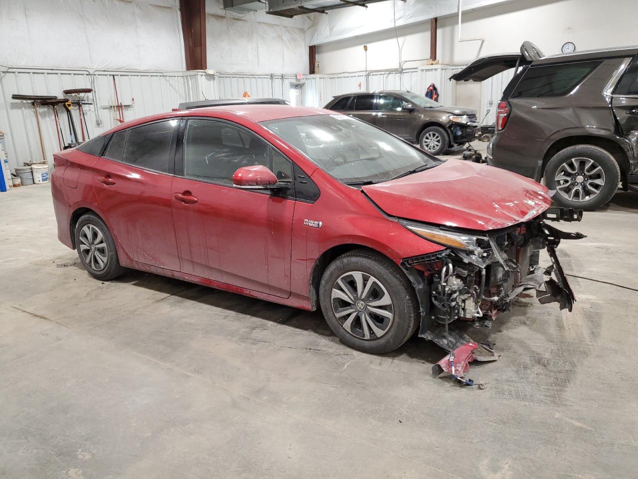 2017 Toyota Prius VIN JTDKARFP5H3020365 Copart auction photo, front end damage thumbnail 4