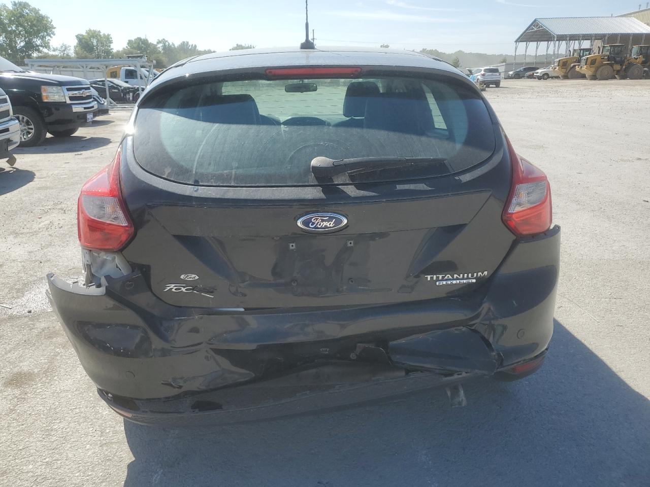 2012 Ford Focus VIN 1FADP3N2XDL263356 Copart auction photo, rear end damage thumbnail 6
