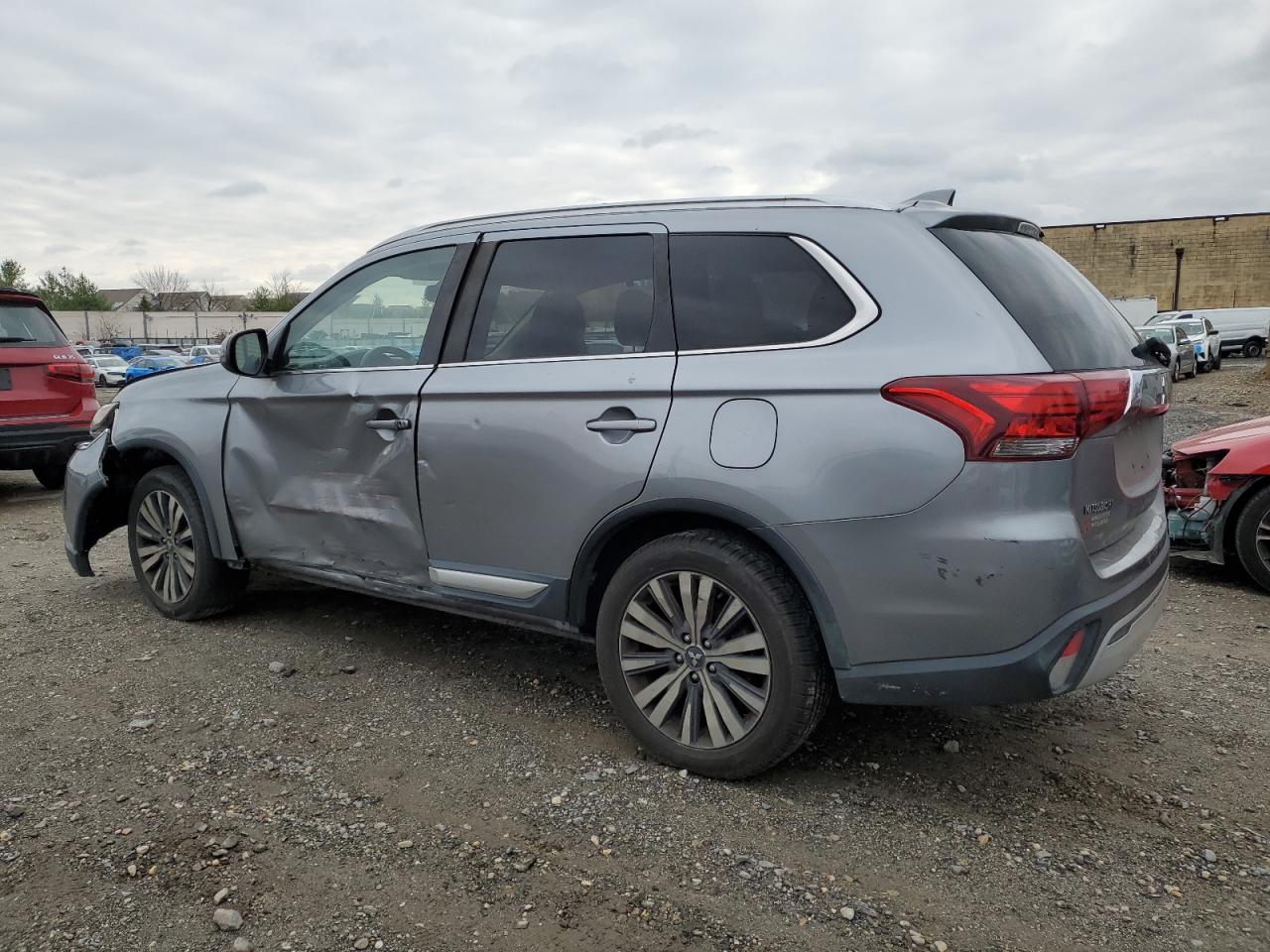 2019 Mitsubishi Outlander VIN JA4AD3A3XKZ026651 Copart auction photo, front end / side damage thumbnail 2