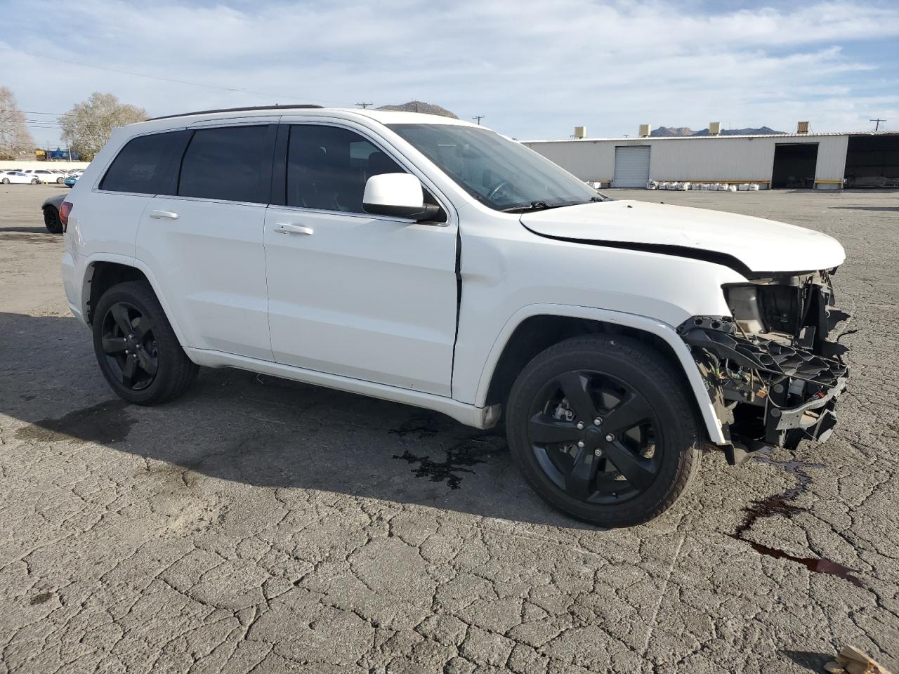 2015 Jeep Grand Cherokee VIN 1C4RJFAG5FC899190 Copart auction photo, front end / side damage thumbnail 4