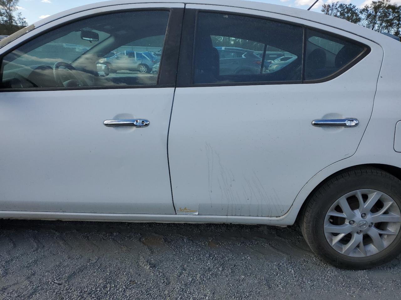 2017 Nissan Versa VIN 3N1CN7AP7HL852527 Copart auction photo, water/flood damage thumbnail 12
