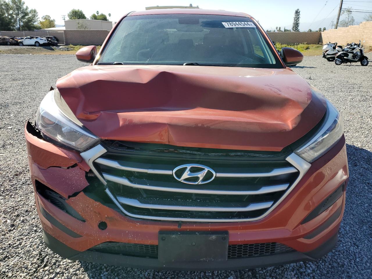2017 Hyundai Tucson VIN KM8J23A45HU461504 Copart auction photo, front end damage thumbnail 5