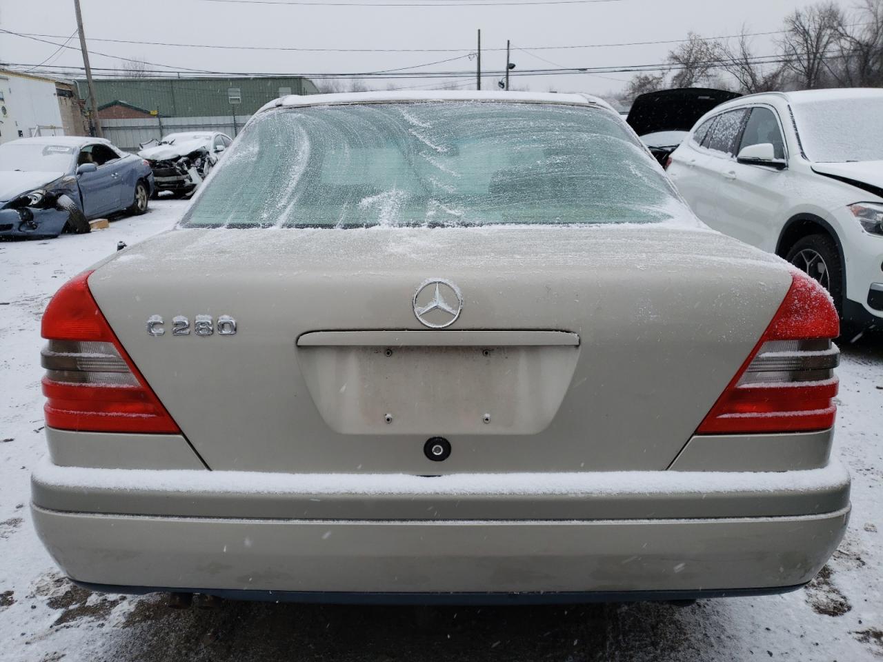 1994 Mercedes-Benz C-klasse VIN WDBHA28E6RF015428 Copart auction photo, mechanical / minor dent/scratches damage thumbnail 6