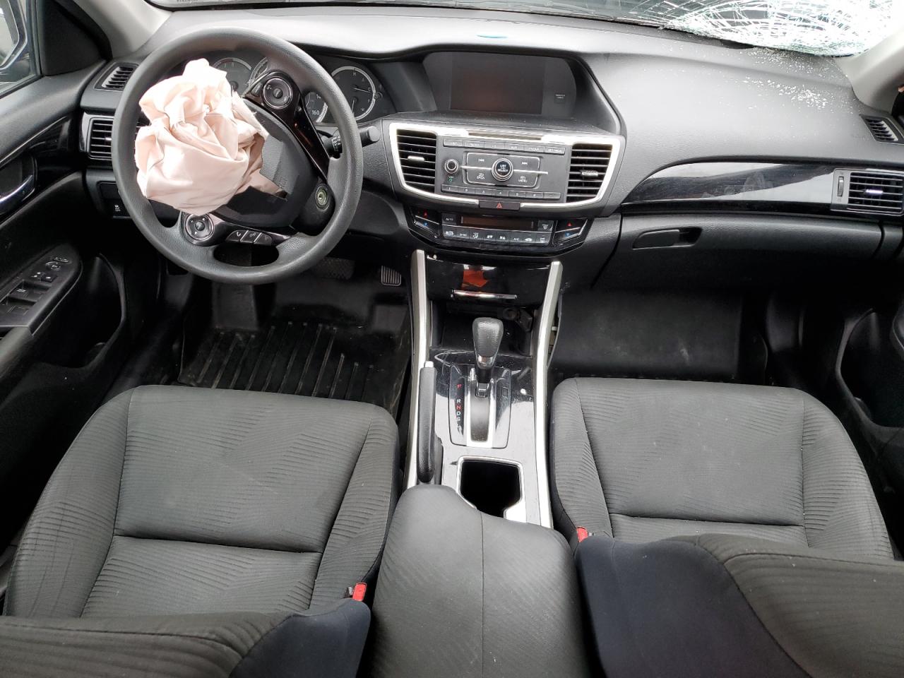 2017 Honda Accord VIN 1HGCR2F33HA166701 Copart auction photo, front end damage thumbnail 8