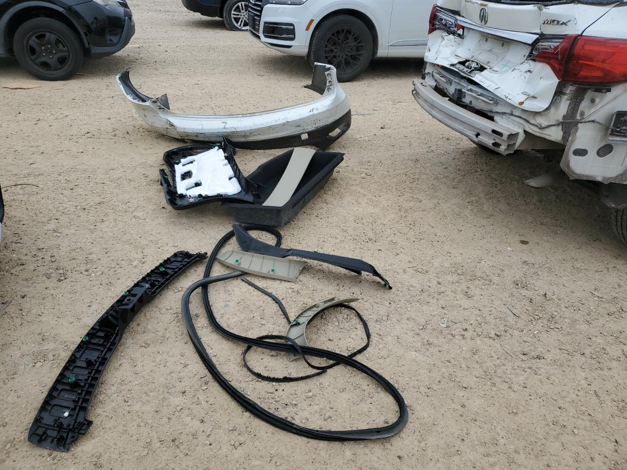 2016 Acura MDX VIN 5FRYD4H45GB027792 Copart auction photo, rear end damage thumbnail 13